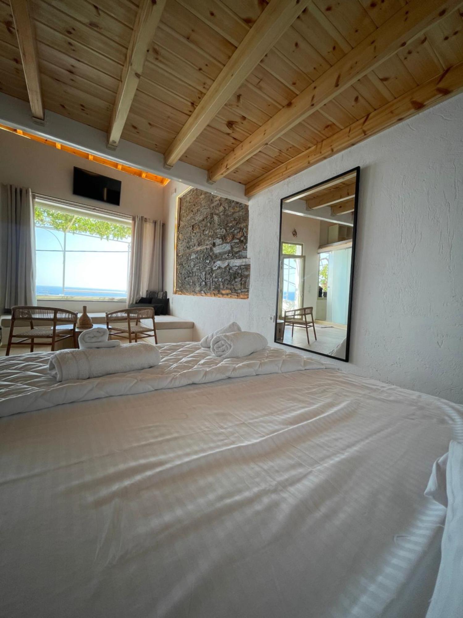 Apartment Michalelis Loft & Cave Plomari